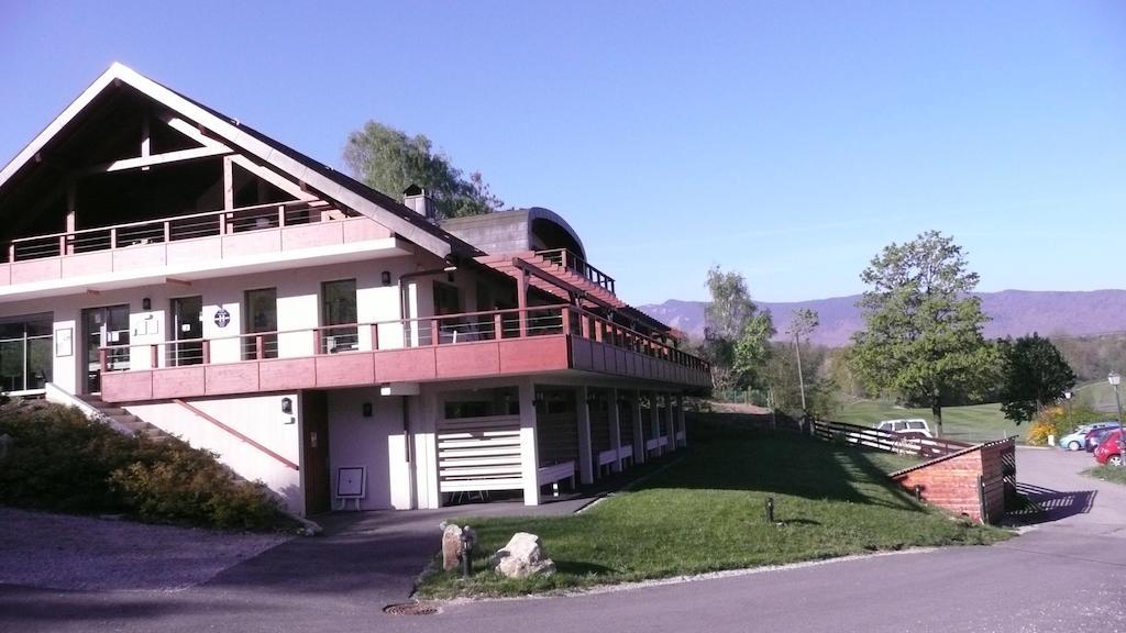 Hotel Golf Et Montagne Talloires-Montmin Exterior foto